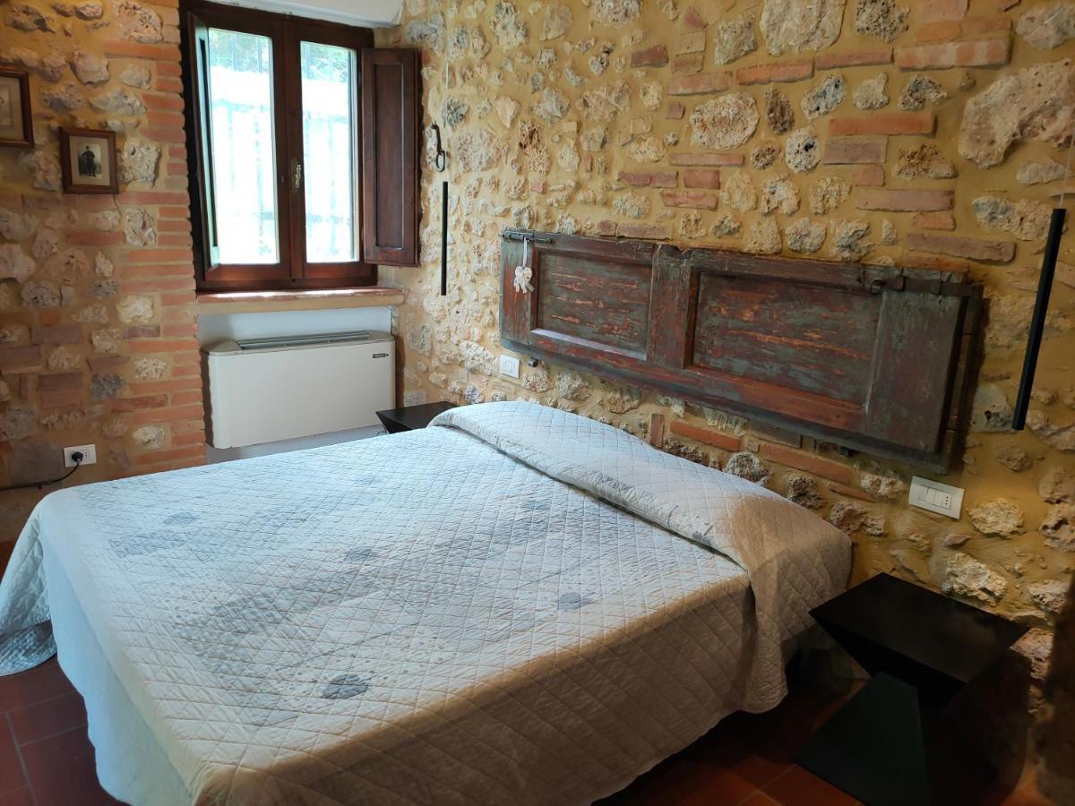 Agriturismo Casanova Di Pescille San Gimignano Luaran gambar