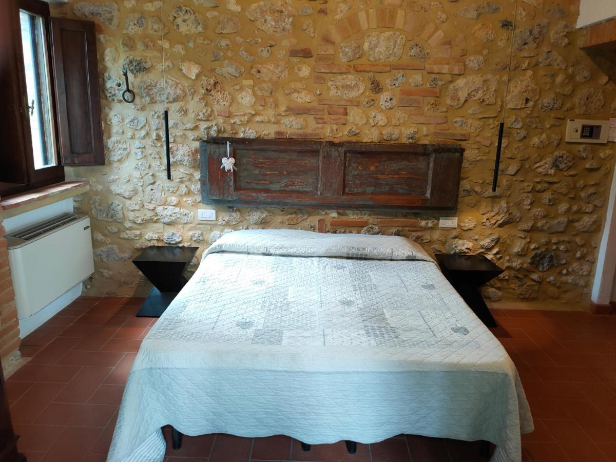 Agriturismo Casanova Di Pescille San Gimignano Luaran gambar