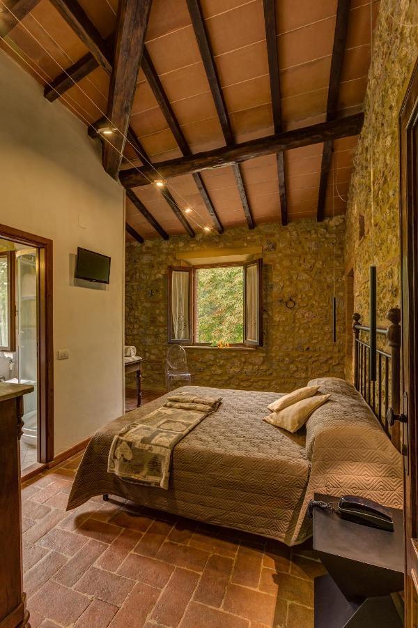 Agriturismo Casanova Di Pescille San Gimignano Luaran gambar