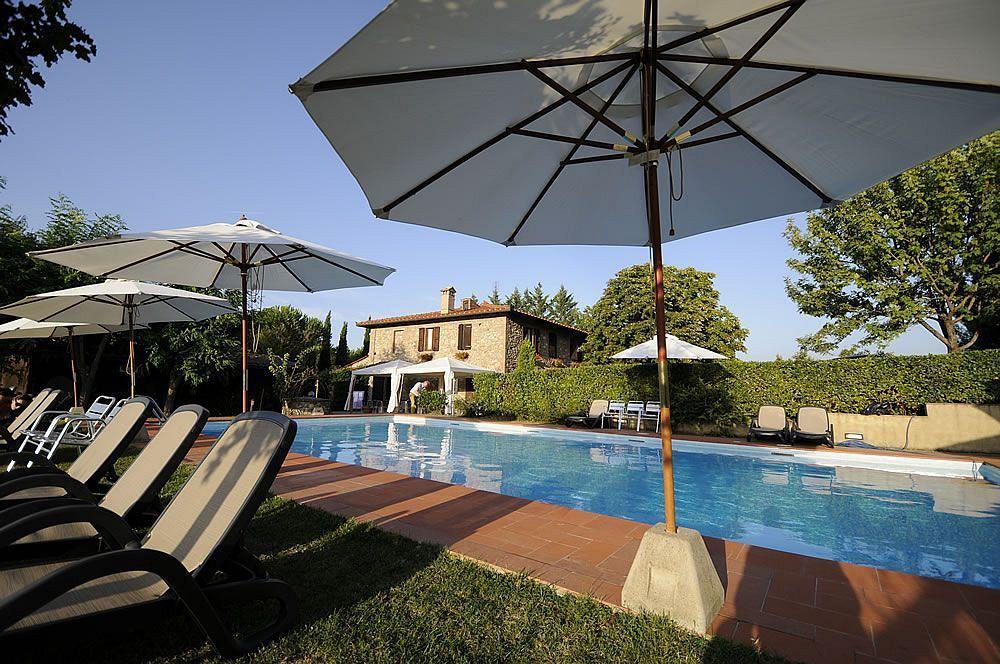 Agriturismo Casanova Di Pescille San Gimignano Luaran gambar