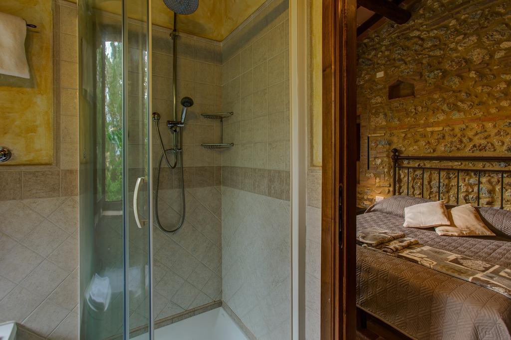 Agriturismo Casanova Di Pescille San Gimignano Luaran gambar