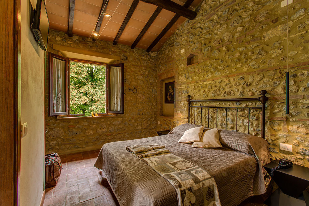 Agriturismo Casanova Di Pescille San Gimignano Luaran gambar